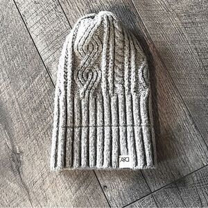 David & Young Gray Knit Hat. One Size.